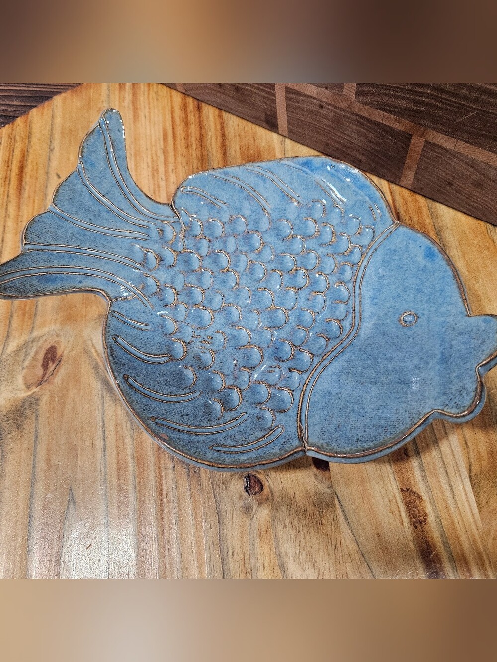 Blue Decorative Ceramic Fish Plate Dish Embossed Scale Pattern